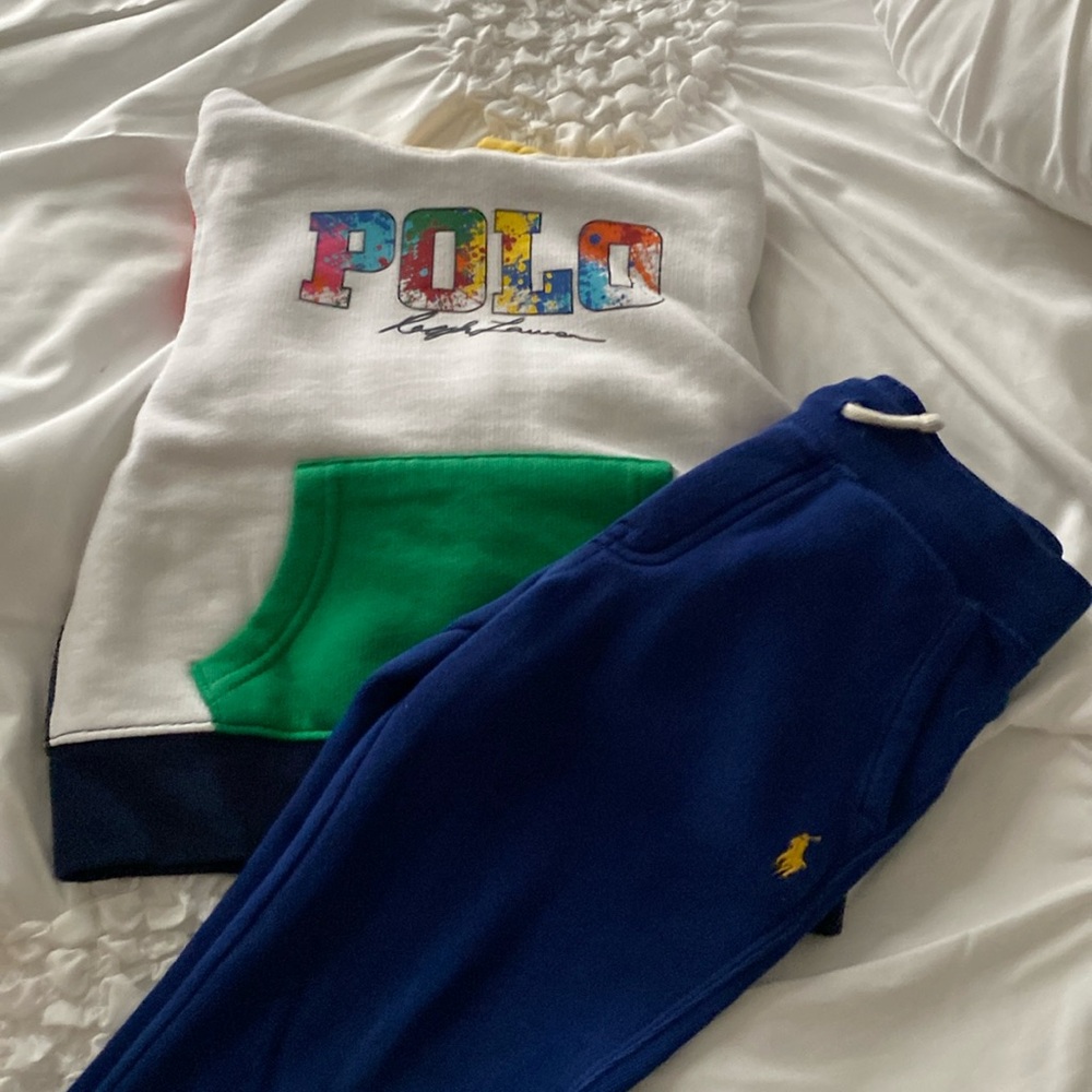 Sweatsuit